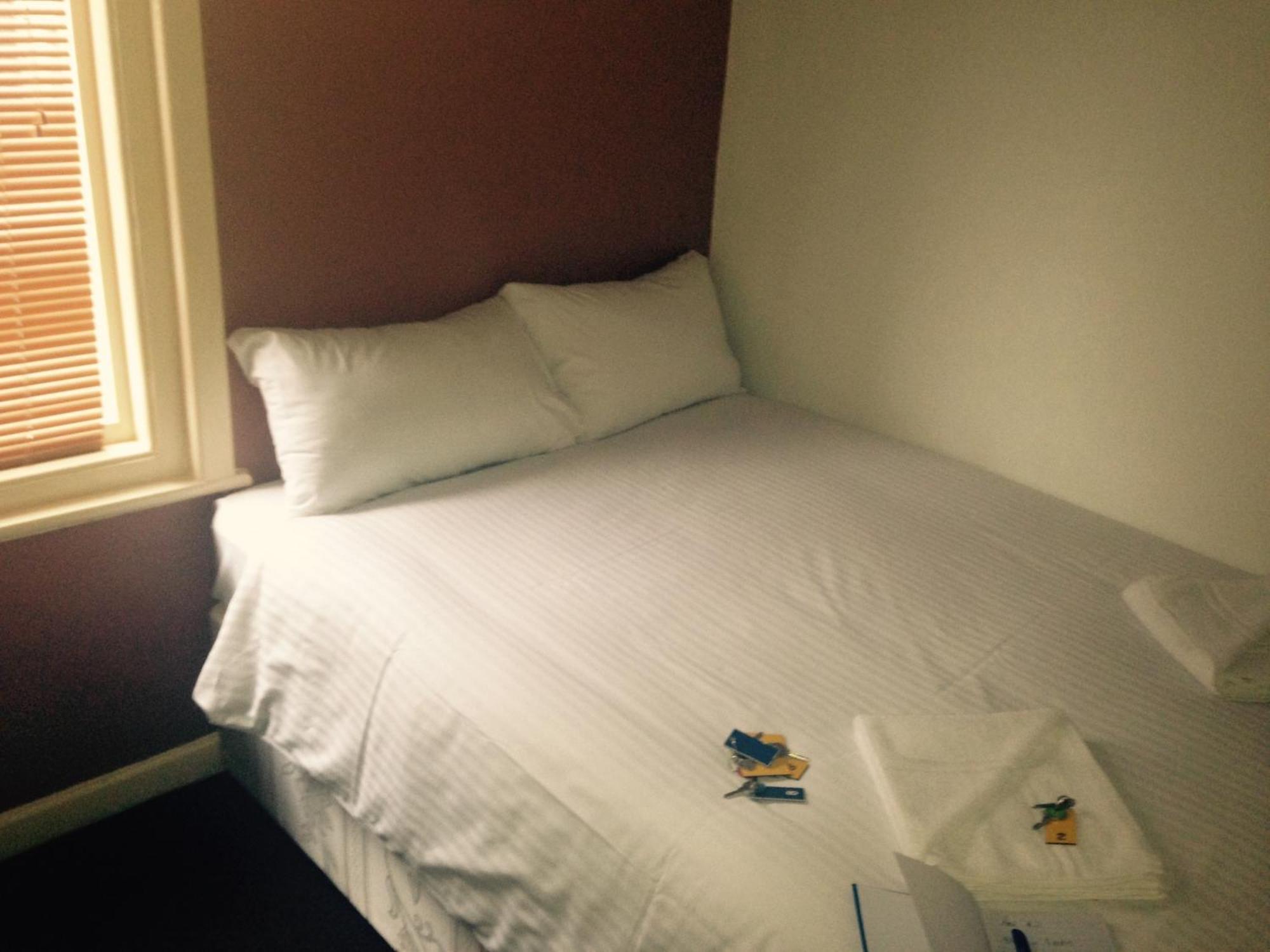 Peek-A-Booze - Budget Hotel - Adults Only Blackpool Exterior photo